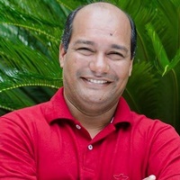 Pr Elcias Martins
